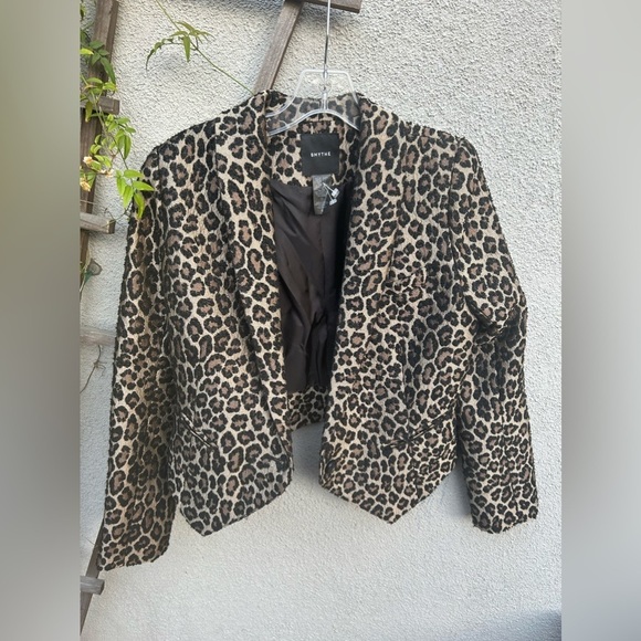 Smythe Anytime Jacquard Blazer in Leopard Print Size 4 - Picture 4 of 8